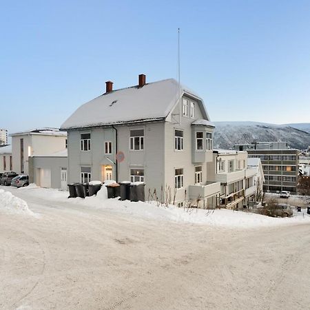 Historical Villa In The City Center Tromso Exterior photo